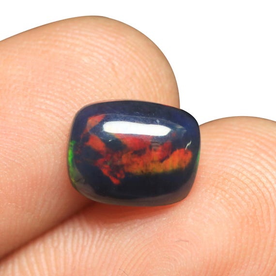 Cushion Welo Opal Cabochon: 1.15 CT Galaxy Fire Ethiopian Gemstone