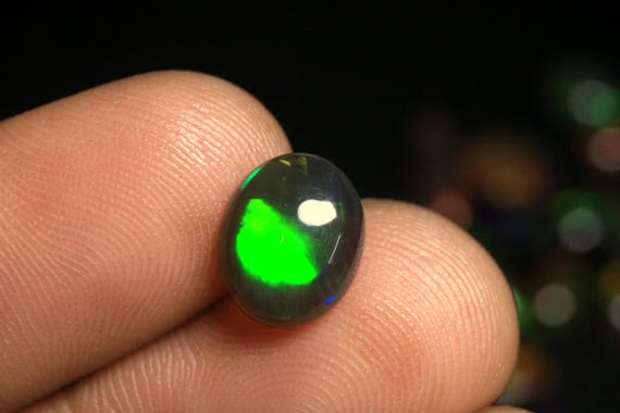 Genuine Ethiopian Opal Cabochon : 1.45 CT Oval Multi Fire Black Welo Opal Jewelry Gemstone
