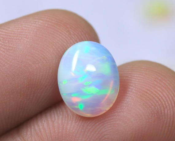 2.60 Carat Oval Shape Natural Fire Ethiopian Opal Loose Cabochon Gemstone For Jewelry Making