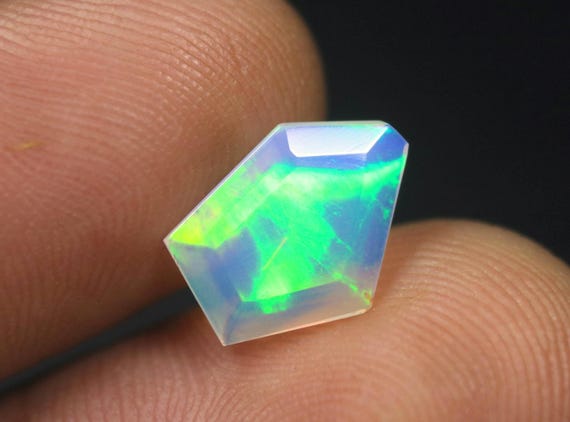 AAA Welo Fire Opal, Fancy Cut, 1.70 CT Loose Gemstone (11.7x8.8x4 MM)