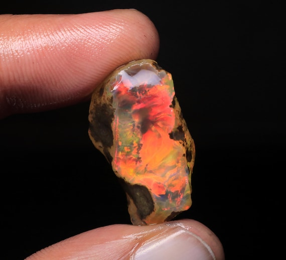 25 CT Welo Opal Rough, Multi Fire Ethiopian Opal Gemstone, October Birthstone