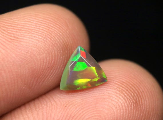Natural Ethiopian Opal Faceted Stone, 0.75 CT Trillion Rainbow Fire Opal Gemstone Jewelry Making
