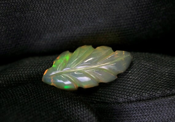 AAA Ethiopian Opal Stone: 1.20 CT Carved Leaf Gemstone