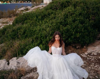 kanten korset, organza rok, jurk met korset, set met korset en rok, strakker korset, jurk op individuele maten, trouwjurk