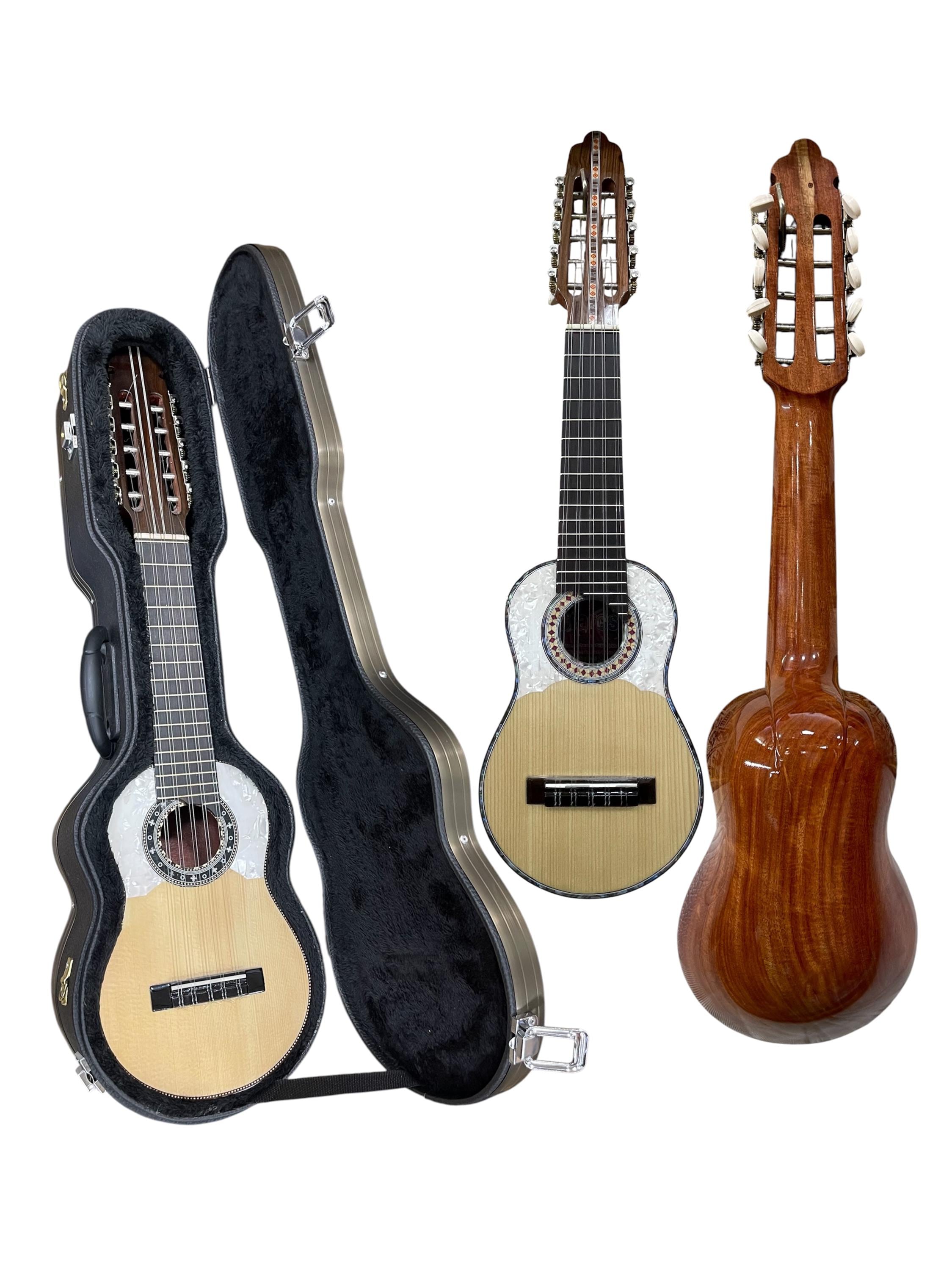 Charango cases - Etsy 日本