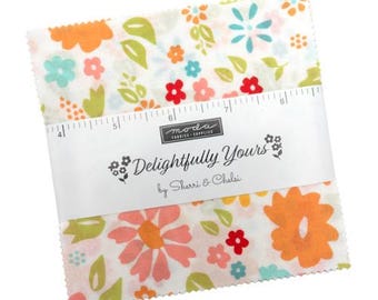 Delightfully Yours Charm Pack 37700PP by Sherri & Chelsi for Moda Fabrics, Moda Precuts, 42 5-inch Squares Charm Pack