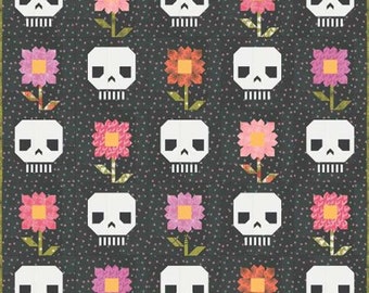 Hey Boo Kit KIT5210 by Lella Boutique-  80" x 80" Moda Fabrics, includes Pushing Up Daisies Pattern