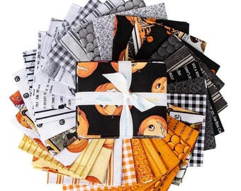 Pumpkin Patch Fat Quarter Bundle - 29 pieces - by J. Wecker Frisch for Riley Blake, FQ-14570-29