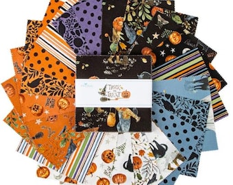 Trick or Treat 5" Stacker by Lisa Audit for Riley Blake - 42 5-inch Squares Charm Pack, 5-15960-42 Halloween