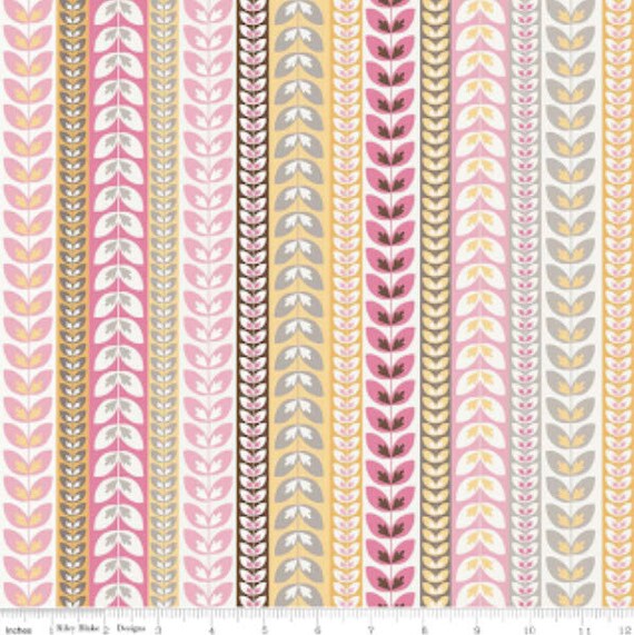 Lori Holt Fabric Daisy Cottage Pattern C2755 In White Etsy