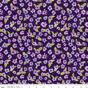 Plum Petals Small Flowers Purple by Diane Labombarbe for Riley Blake Designs, 100% cotton, sold by thr half yard,   C15642-PURPLE