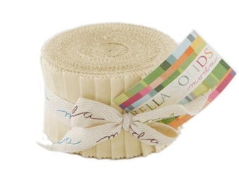 Bella Solids Off White Junior Jelly Roll 9900JJR 12 by Moda, 2 1/2" by width of fabric - 20 strips, off white