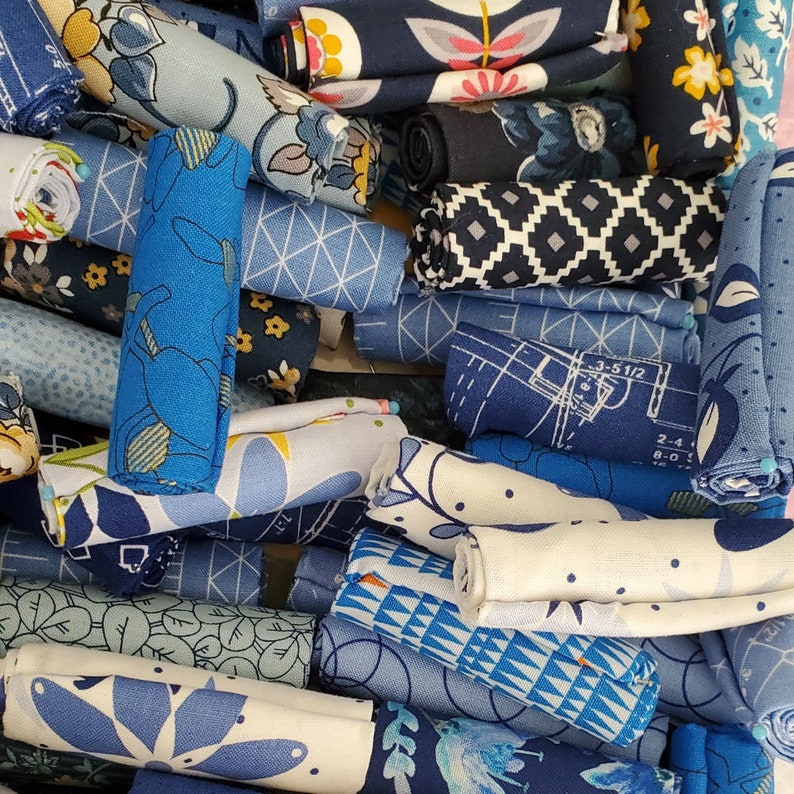 Blue Fabric Scraps Bundles of 6 13 or 20 Quilt Fabrics Blue Etsy