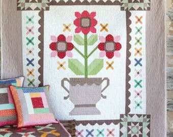 It's Sew Emma Prim & Proper Book written by Lori Holt of Bee in My Bonnet , 69 page book