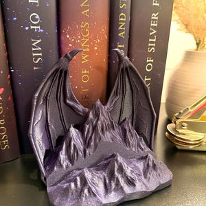 Fantasy Bat Wing Kindle Stand | Bookish E-Reader Holder & Shelf Sitter | Gothic Desk Decor | Dark Romance Fantasy Reader Gift for Her