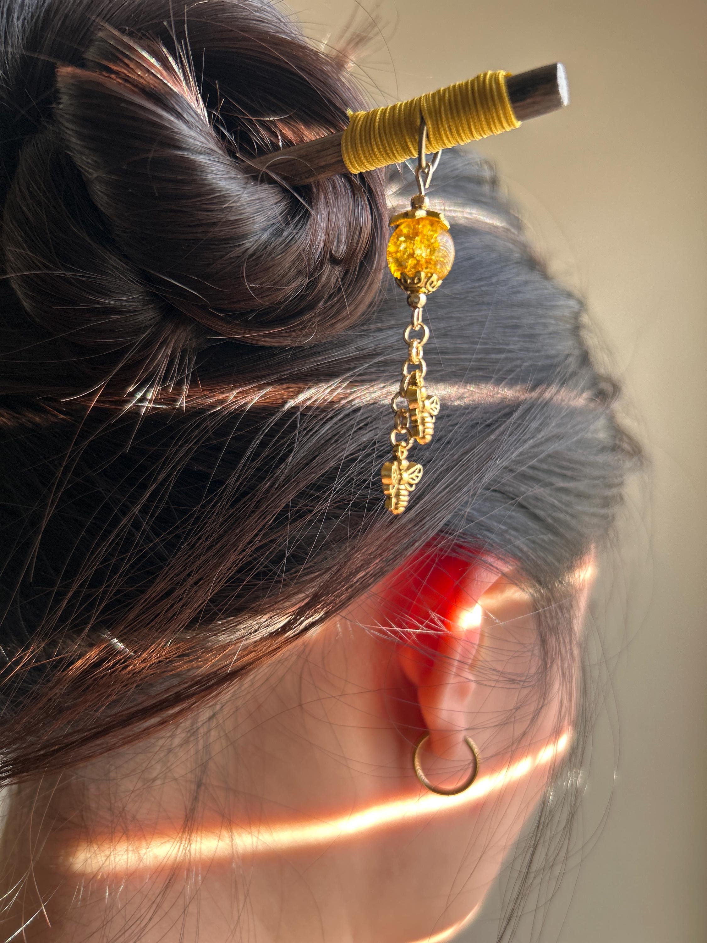 Honey Bee Hair Stick: Handmade Japanese Kanzashi, Asian Hair  display picture 3