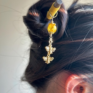 Honey Bee Handmade Japanese Hair Stick, Traditional Japanese Kanzashi, Artisan Hair Accessory, Asian Hair Pin, hair pin, Chinese hair stick