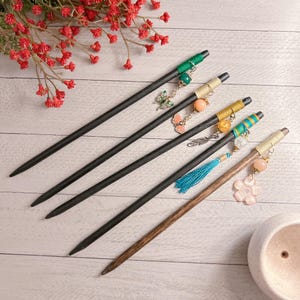 Handmade Japanese Hair Stick, Traditional Japanese Kanzashi, Artisan Hair Accessory, Asian Hair Pin, hair pin, Chinese hair stick