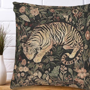 Tiger Throw Pillow – Woven Tapestry Cushion Cover, Botanical Jungle Decor, Vintage Aesthetic Animal Accent for Cottagecore & Eclectic Homes