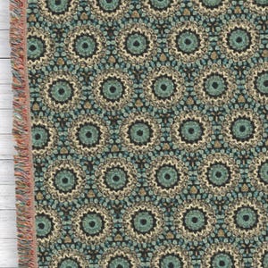 Boho Woven Blanket, Green Aesthetic Medallion Throw, Vintage Tapestry Blanket, Cozy Bohemian Decor, Fringed Cotton Blanket, Mystic Home Gift