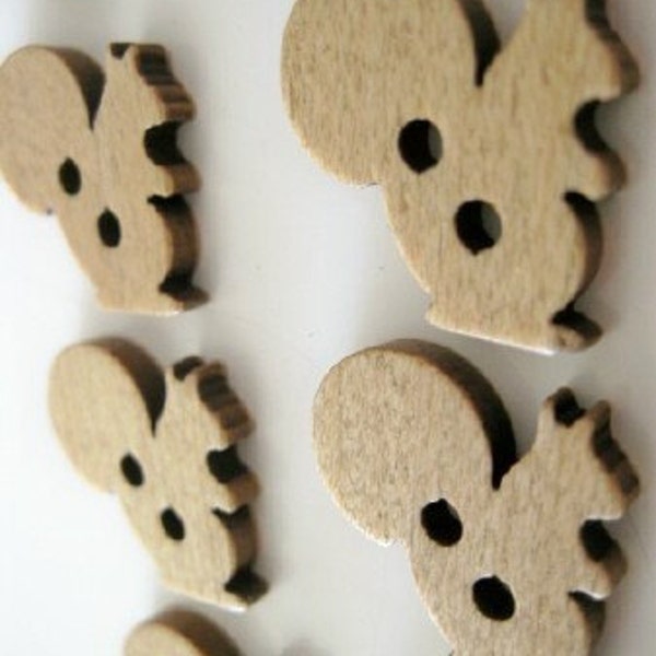 SALE - Natural light wood laser cut squirrel silhouette buttons