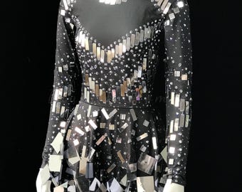 Vestido largo de manga larga con efecto espejo y shorts, conjunto de lentejuelas para fiestas rave.