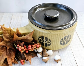 Flame N Frost Ceramic Pot with Lid