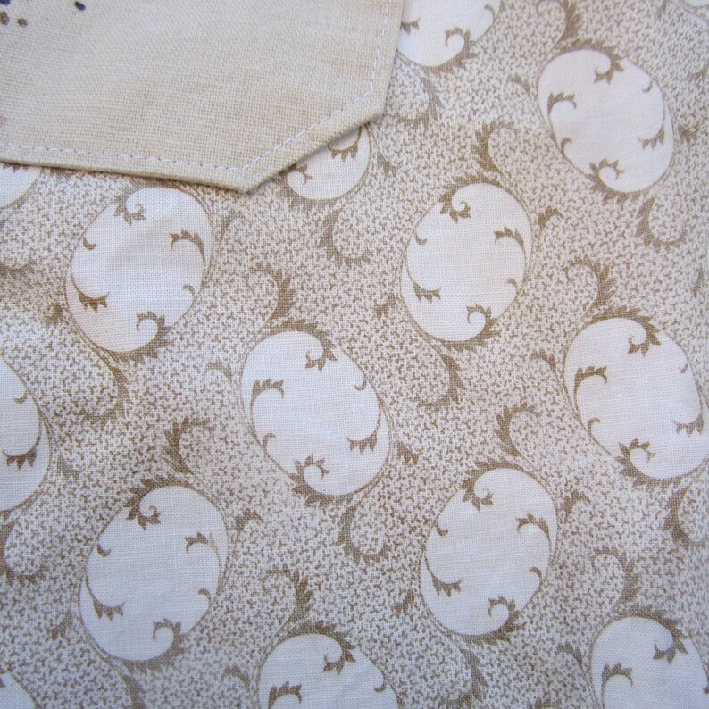 Size 12-14 Vintage Fabric Ladies Beige flare pants