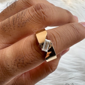 Men’s Statement Ring 7×3.50 MM Baguette Cut Lab-Grown Diamond | 14K Gold Solitaire Engagement & Wedding Band, Wedding Ring, Anniversary Gift Bild 1