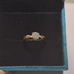 2 Ct Round Lab Created Diamond Ring with Twisted Band, Comfort Fit Solitaire Engagement Ring, Wedding Jewelry, Anniversary Gift for Her