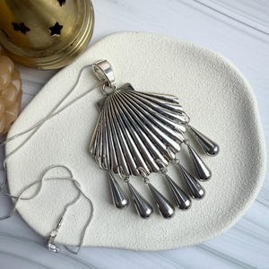 Silver Large Shell Pendant Necklace with silver steel drops