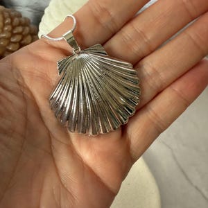 Silver Shell Pendant Necklace