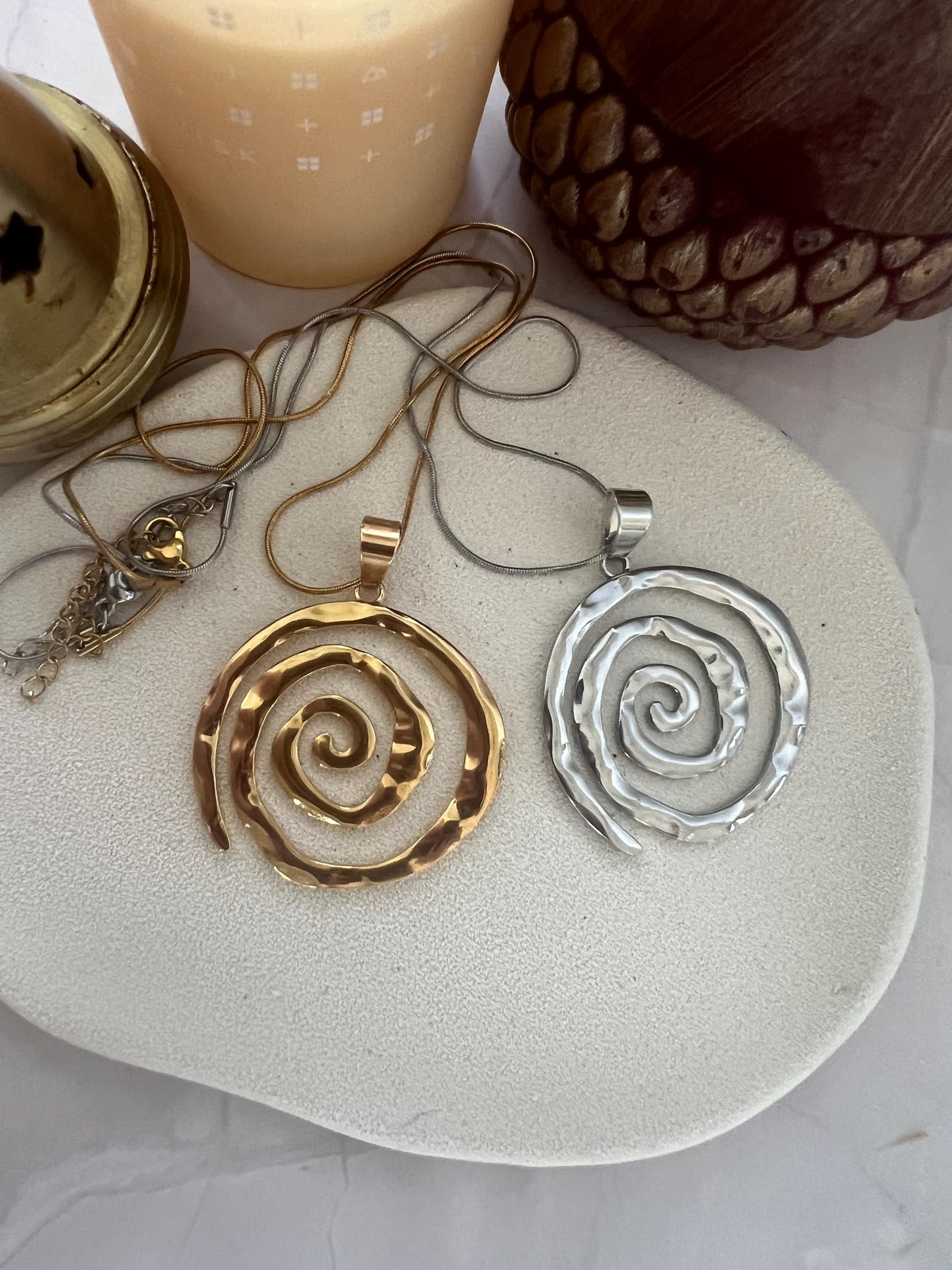 mura　SWIRL シルバー ヴィンテージネックレス NA●Y Silver / Gold Spiral Swirl Pendant Necklace - Etsy