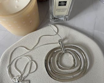 Silver Circles Pendant Necklace