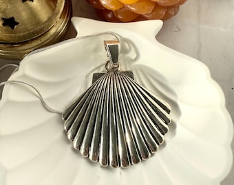 Silver Large Shell Pendant Necklace