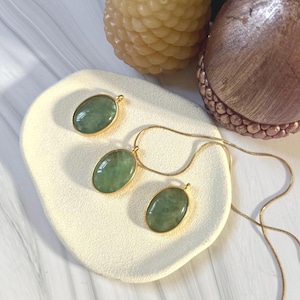 Real Green Fluorite Gemstone Oval Stone Gold Pendant Necklace
