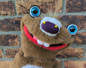 Sloth - full body hand puppet