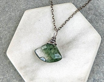 Scenic Quartz Pendant Necklace: Sterling Silver Garden Quartz Lodolite