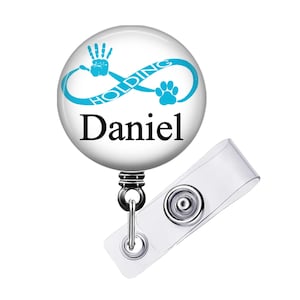Portadistintivo veterinario personalizzato - Design Yin Yang con mani e zampe (disponibili colori a scelta)