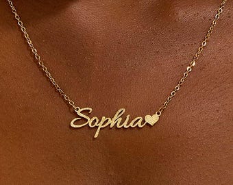 Collana con nome a forma di cuore personalizzata, collana con nome in oro delicato, collana con nome minimalista, regalo per sua figlia