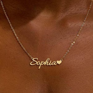Collar con nombre de corazón personalizado, delicado collar de oro personalizado con nombre, collar con nombre minimalista, regalo para su hija