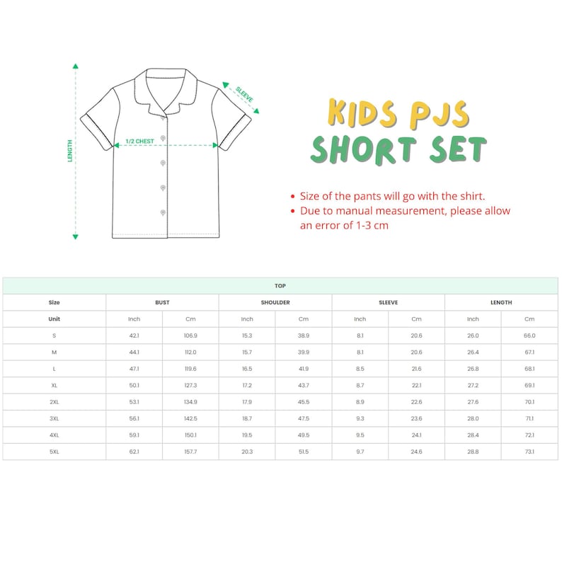 Pu&ograve; includere: Contorno di camicia da pigiama bianca a maniche corte con colletto e bottoni. L'immagine include una tabella delle taglie con misure in pollici e centimetri per busto, spalle, maniche e lunghezza. Testo: "KIDS PJS SHORT SET."
