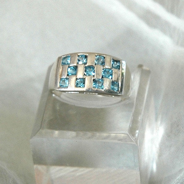 Retro Blue Topaz Ring, Check Design, Sterling Silver, Signed "925 KL", Gorgeous Pastel Blues, Sz US 7.75, 3.2 grm tw, Like New