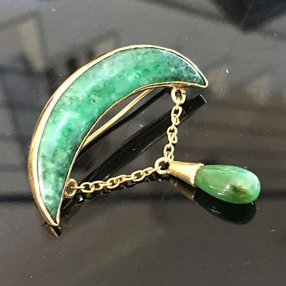 Fine Antique Jadeite Jade Crescent Brooch, 20k Go… - image 3