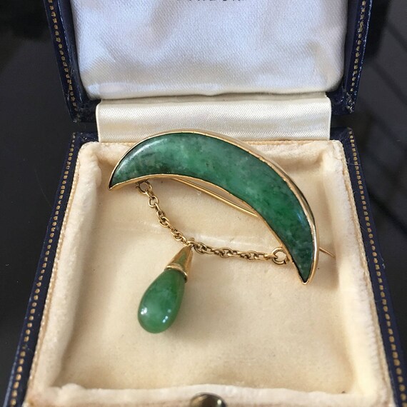 Fine Antique Jadeite Jade Crescent Brooch, 20k Go… - image 5