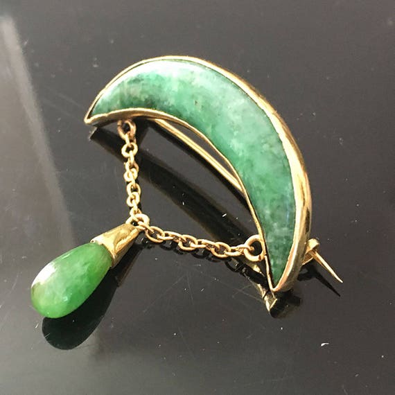 Fine Antique Jadeite Jade Crescent Brooch, 20k Go… - image 4