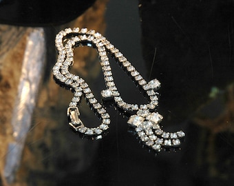 Rhinestone Necklace #5, Vintage Bride, Princess Style, Dangles, Silver Metal, Excellent Condition