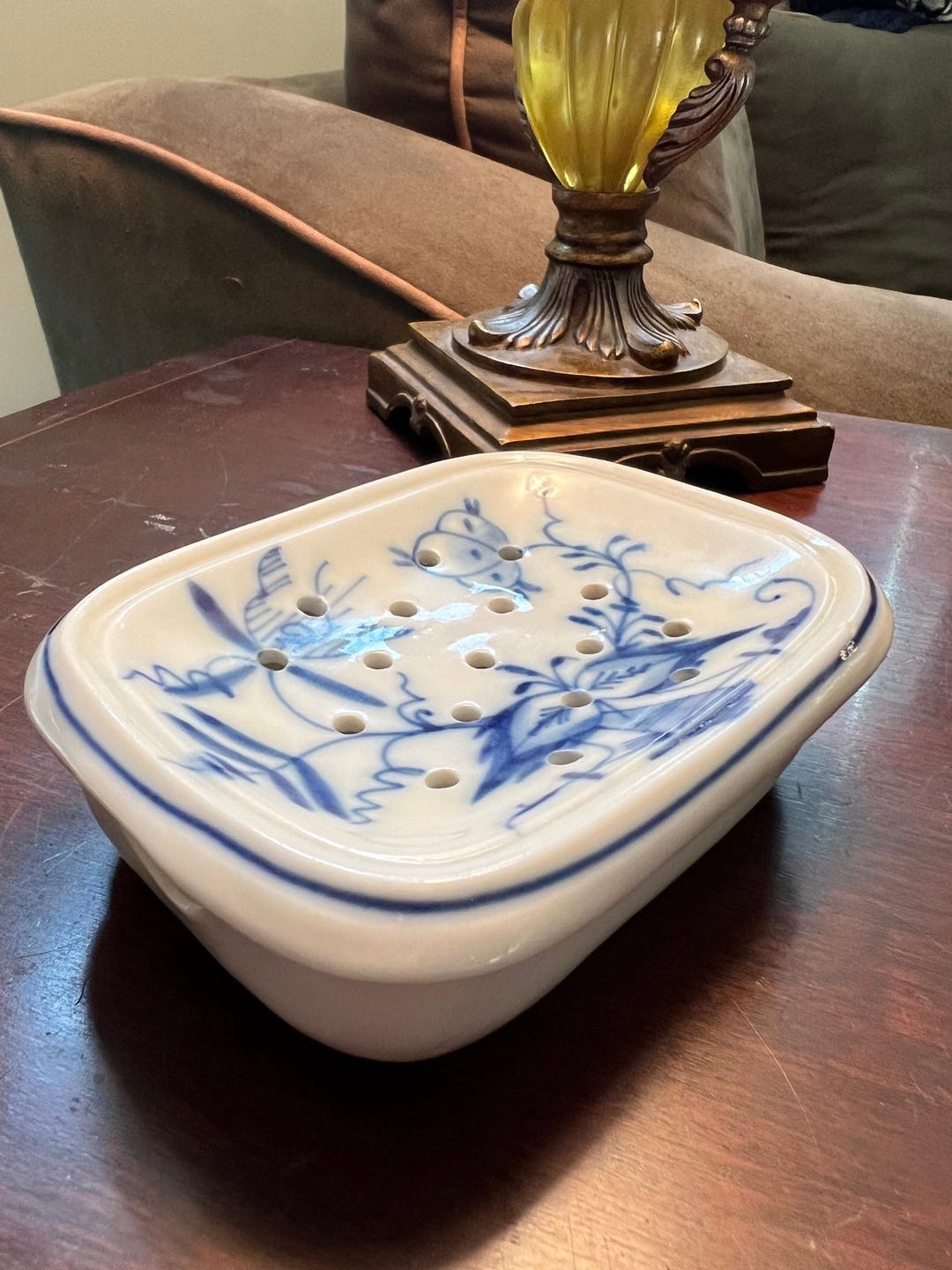 Soap Dish - blue pottery - jaune - POR559 main image 1
