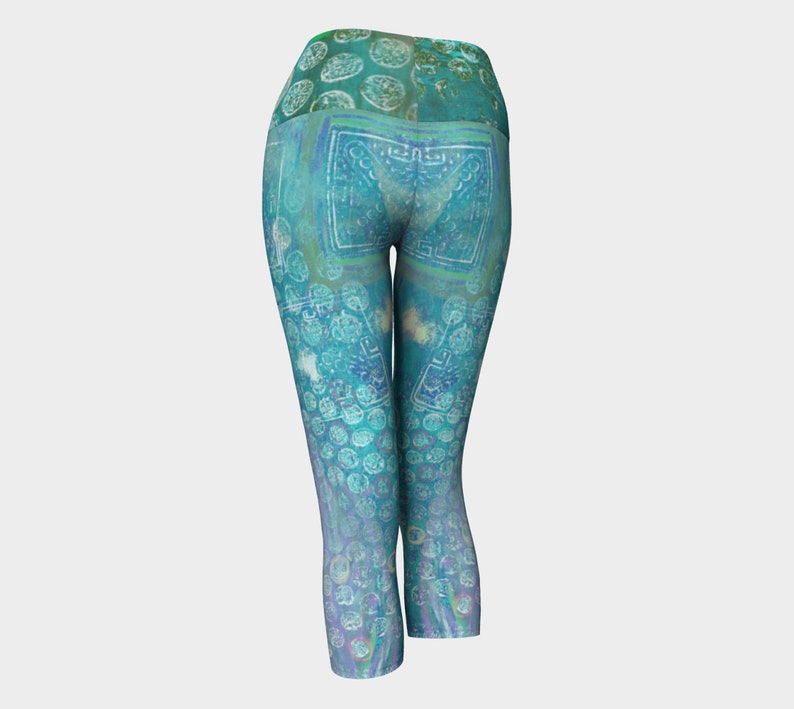 Abstract Circles and Squares Yoga Legging Capris