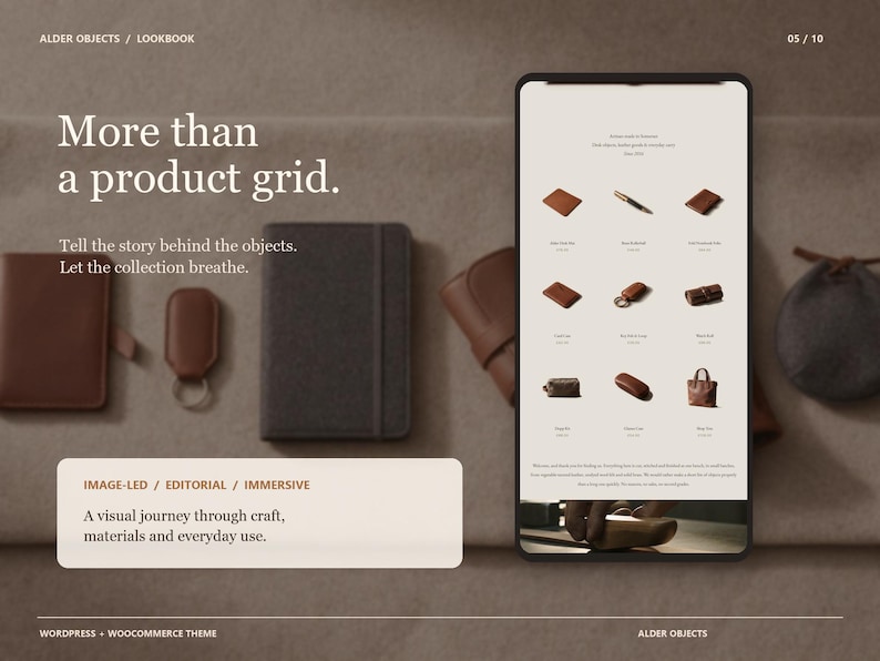 Puede incluir: Una pantalla digital que muestra una cuadr&iacute;cula de productos de cuero marr&oacute;n, incluyendo carteras, un bol&iacute;grafo, un llavero y bolsos, con el texto 'More than a product grid' y 'Alder Objects / Lookbook' sobre un fondo neutro con objetos.